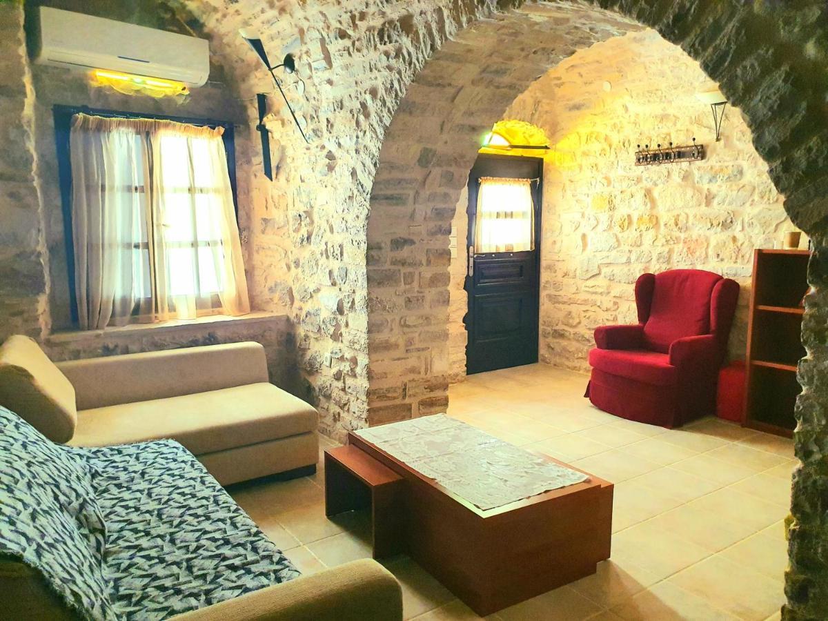 Holiday home Traditional Medieval House In *